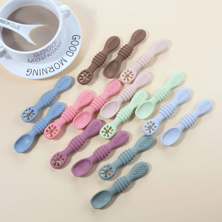 Silicone world 2PCS Baby Learning Spoons Utensils Set Silicone Sticky Spoon Children Cutlery Training Spoon Feeding Tableware